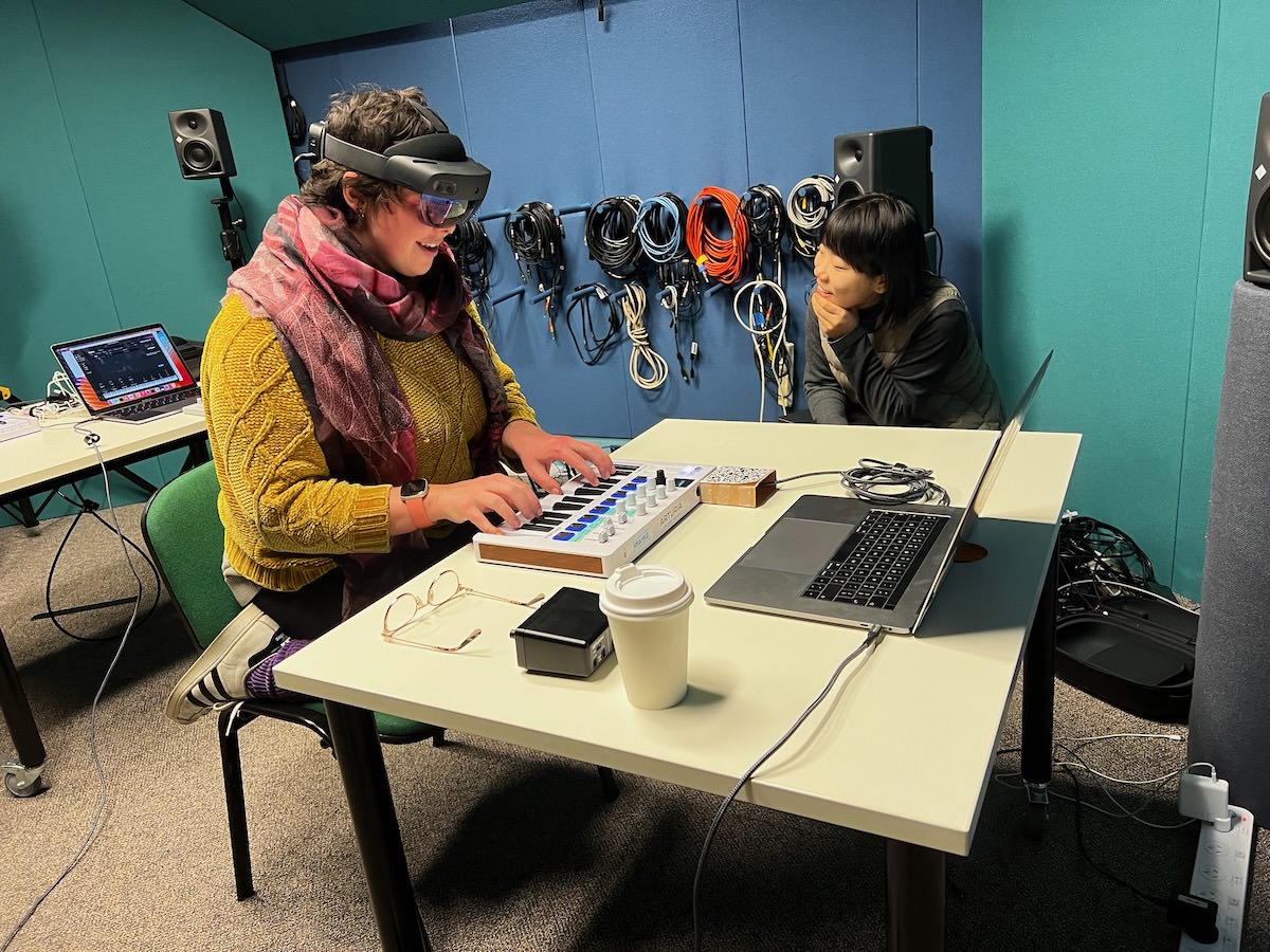 Lab research on AR co-creative system (Wang et al., 2025)